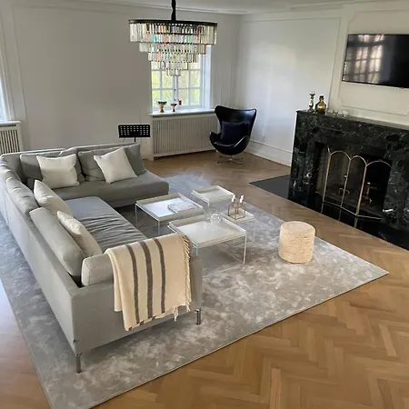 Villa Exclusive Mansion In Copenhagen