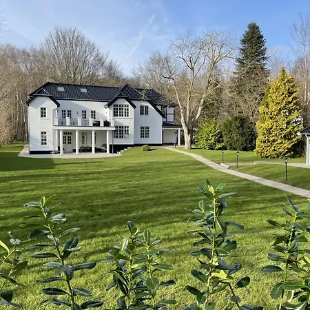 Exclusive Mansion In Copenhagen