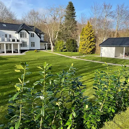 Villa Exclusive Mansion In Copenhagen Virum